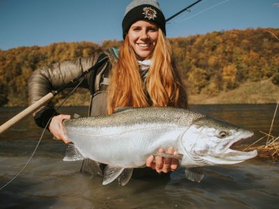 Girl-Silver-Bow